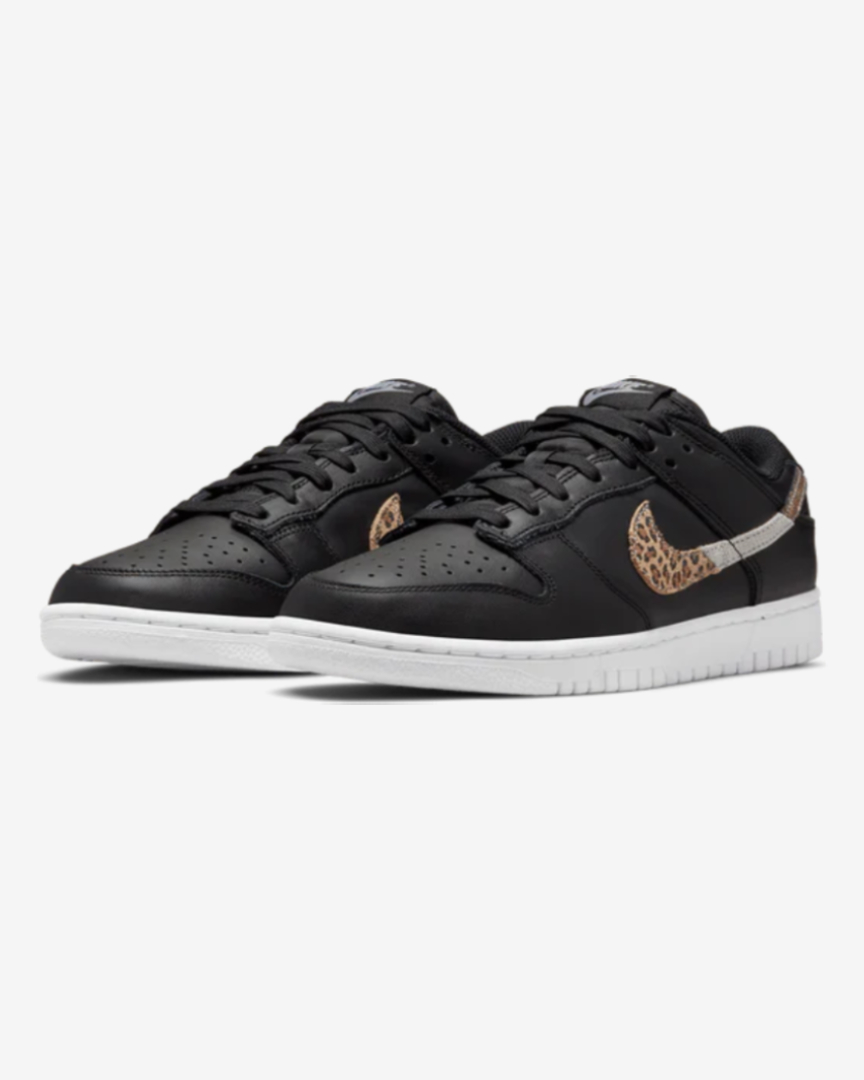 W NIKE DUNK LOW SE UK 4.5- DD7099-001